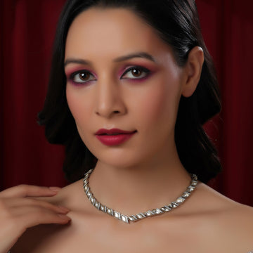 Leaf Shaped Neckpiece in Dual Tone Kundan and American Diamonds