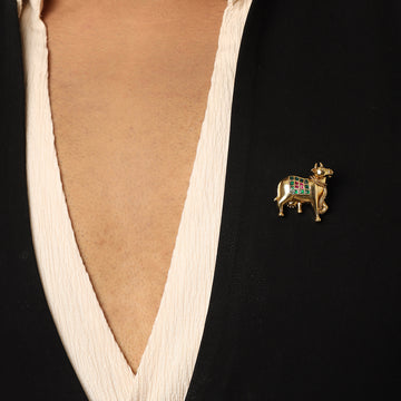Shiv Nandi Brooch