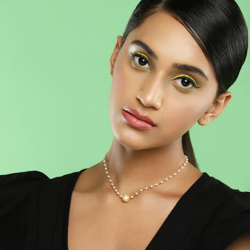 White Pearl Beaded Necklace