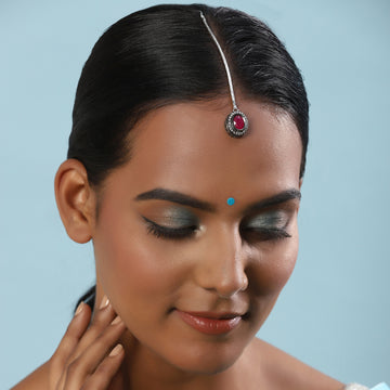 Ruby Raang Women's Kundan Maang Tikka