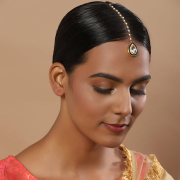 Ruby Raang Green Meenakari Kundan Maang Tikka