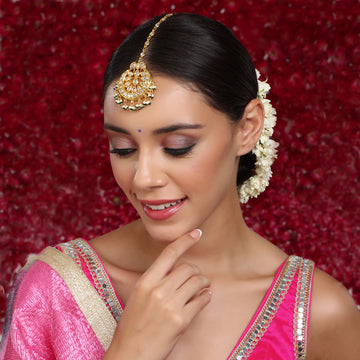 Ruby Raang Kundan Chand Maang Tikka