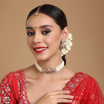 Ruby Raang Women Stone and Mossainite Kundan in Pearls with Matching Earrings and Maang Tikka