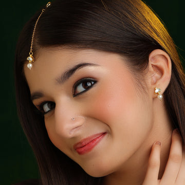 Boond Minimal Maang Tikka & Earring Set