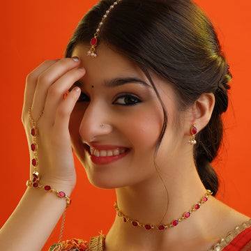 Laal Raag Complete Set – Red Hexagonal Tikka, Necklace, Haath Phool & Earrings