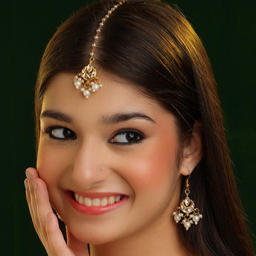 Raat Rani Statement Maang Tikka & Earring Set