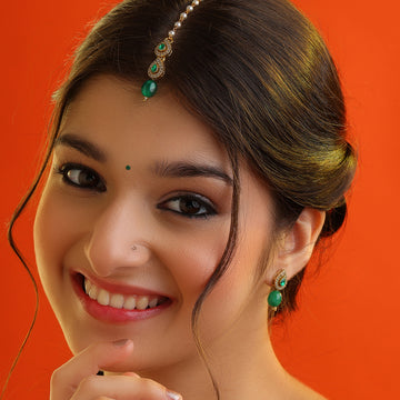 Zamrud Jodi Complete Set – Green CZ Tikka & Matching Earrings