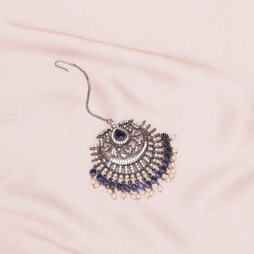 Copy of Oversized Diamond & Blue Stone Maang Tikka