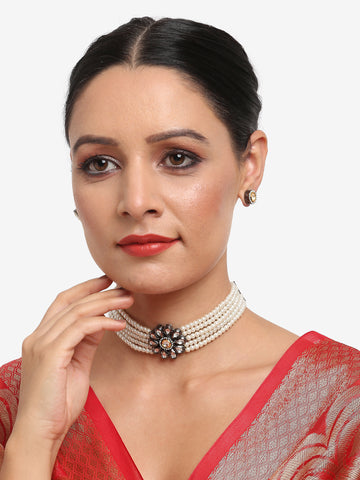 Silver Kundan Pearl Choker with Studs