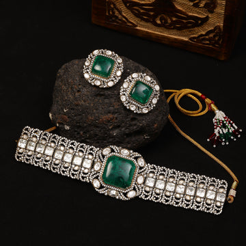 Ruby Raang Handmade South Asian Jewelry Set with matching kundan & moissanite stones studs & drawstring for best ajustment