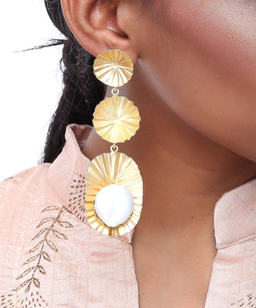 PEARL EARRINGS