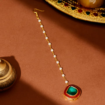 Green and Red Meenakari Kundan Maang Tikka