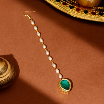 Tear Drop Green Meenakari Maang Tikka