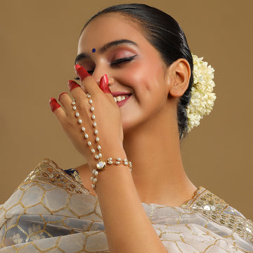 Kundan & Pearl Haath Phool
