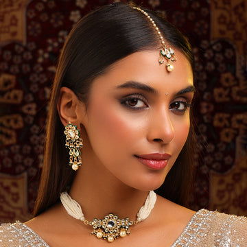 Ruby Raang Floral Kundan Studded jewellery set