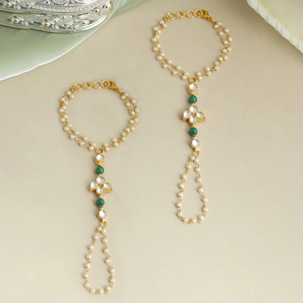 Handlet Chain Ruby Raang Handlet Set with pearl chains (2'6)