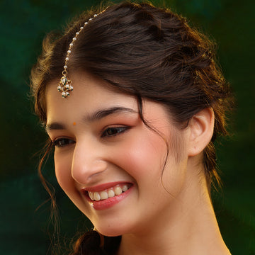 Ruby Raang Kundan Kala Maang Tikka