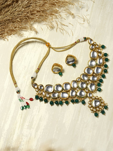 Kundan Choker with Earrings