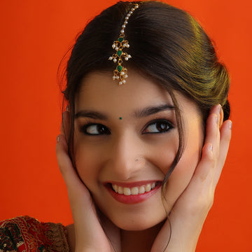 Panna Teen Boond Maang Tikka