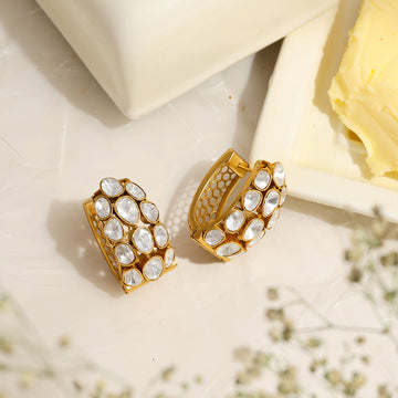 Ruby Raang Glass Kundan Circular Earrings