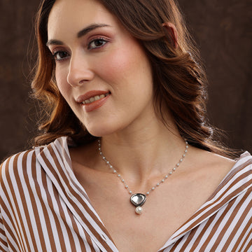 Beaded Kundan Necklace by Ruby Raang