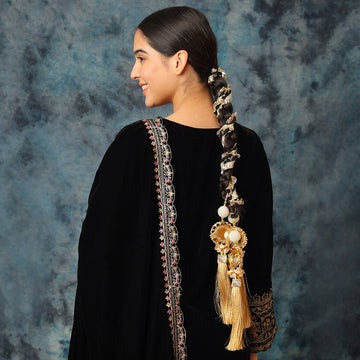 Pearls, Mirrors & Black Thread Parandi