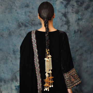 Pearl & Gota Pati Parandi