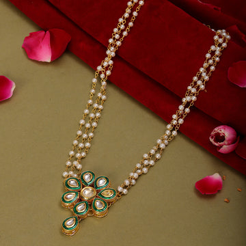 Meenakari Kundan Choker in Pearl Strings