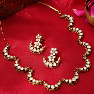Half Moon Kundan Necklace with Earrings