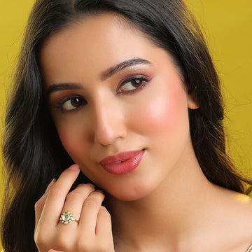 Titli Avantika Kundan Ring