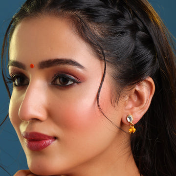Titli Sukoon Kundan Stud Earrings