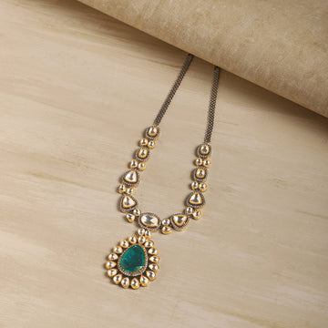 Long Emerald Neckpiece