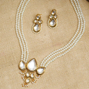 Long Kundan Neckpiece with Studs