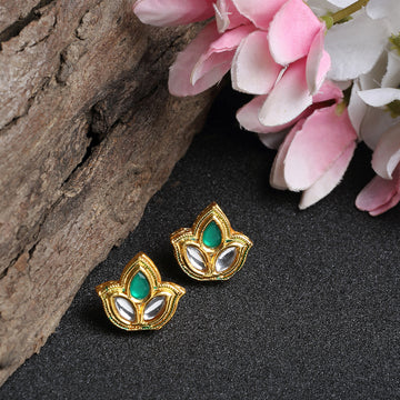 Kundan Studs