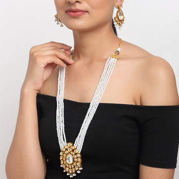 Kundan Neckpiece with Earrings