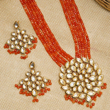 Kundan Neckpiece with Earrings