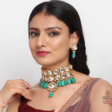 Kundan Choker with Studs